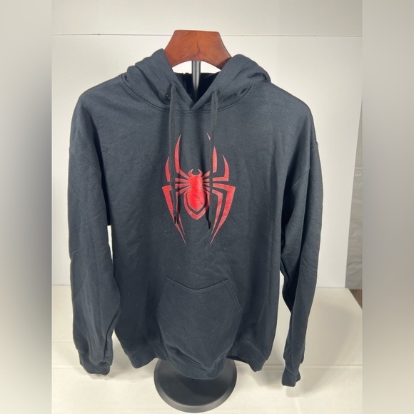 Gildan Black and Red Sweatshirt Hoodie - Picture 1 of 10